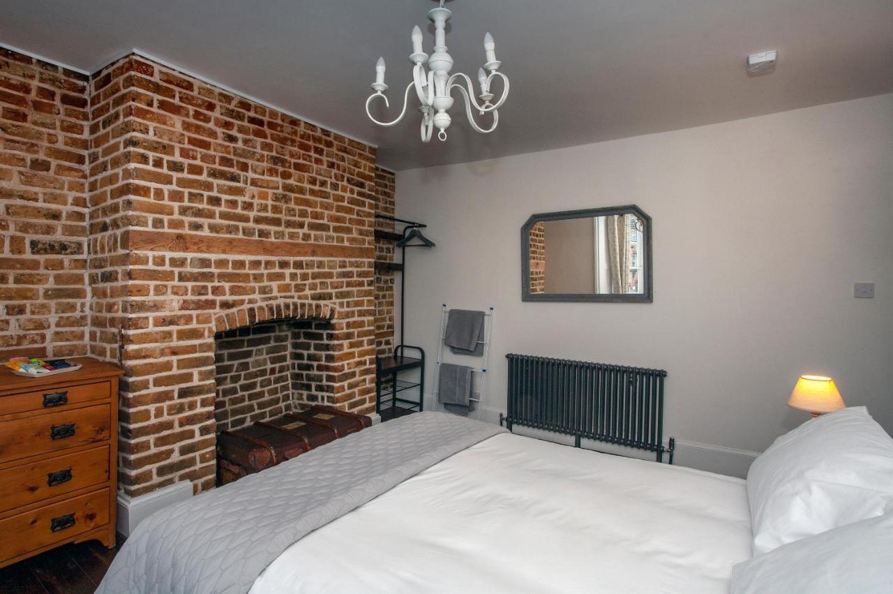 Trinity Square, Homestay Margate
