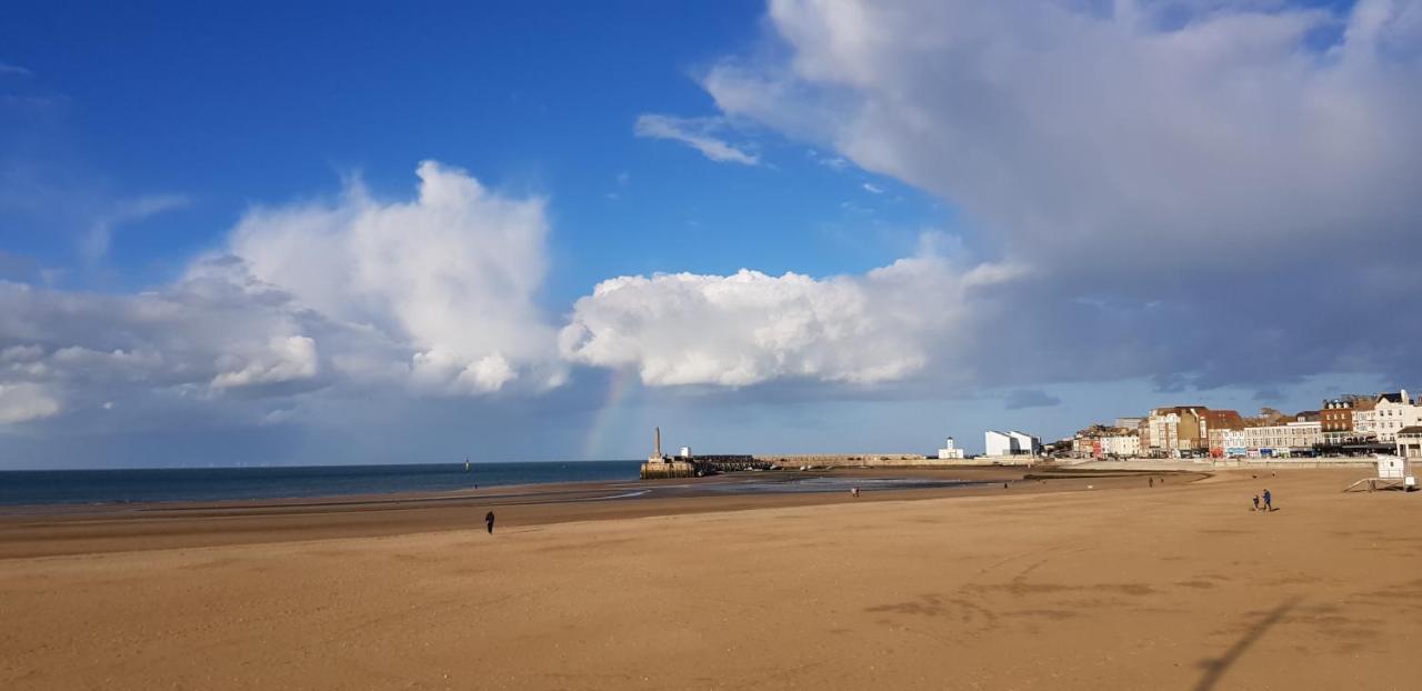 Homestay Trinity Square, Margate